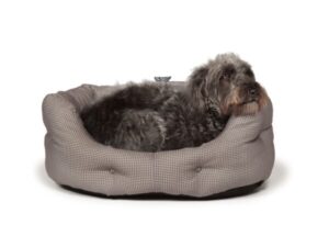 vintage dogstooth deluxe slumber bed with dog 1 1 1 600x450 1